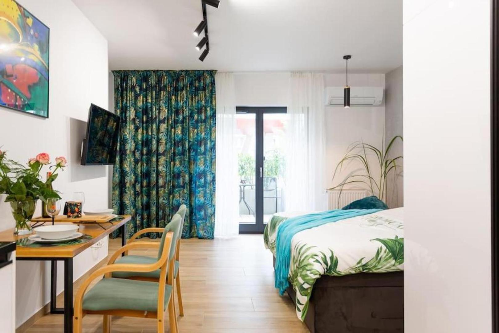 Luxurycity Apartment With Terrace Breslavia Exterior foto